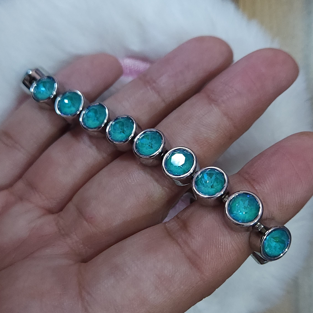 Touchstone Crystal Turquoise Blue Round Stone Silver Bracelet